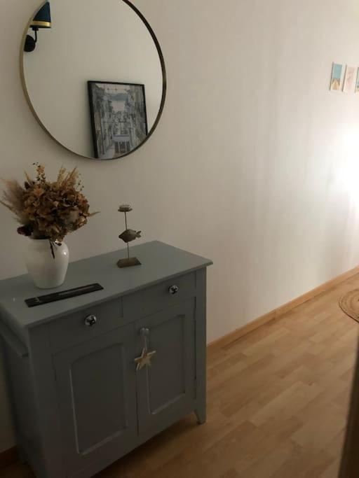 Appartement En Duplex Avec Parking Et Jardinet Bourges Dış mekan fotoğraf
